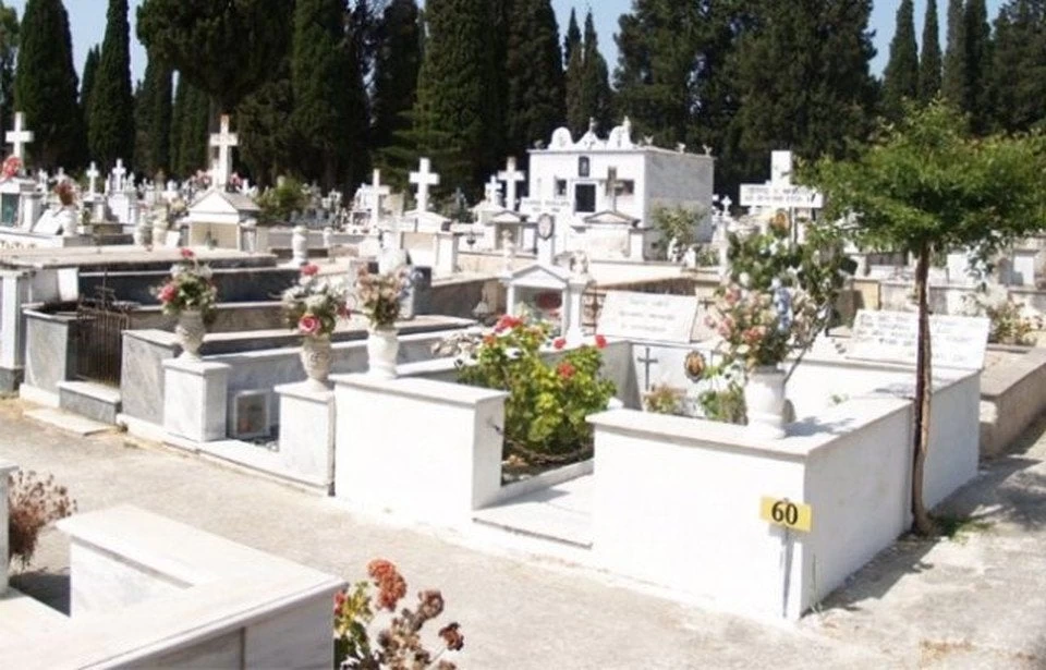 Σέρρες: Η απόλυτη φρίκη – Έκαναν εκταφή και συνειδητοποίησαν πως κάποιος άλλος ήταν θαμμένος στον τάφο συγγενή τους